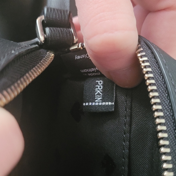 Kate Spade Disney X Minnie Mouse Camera Bag - Picture 14 of 16